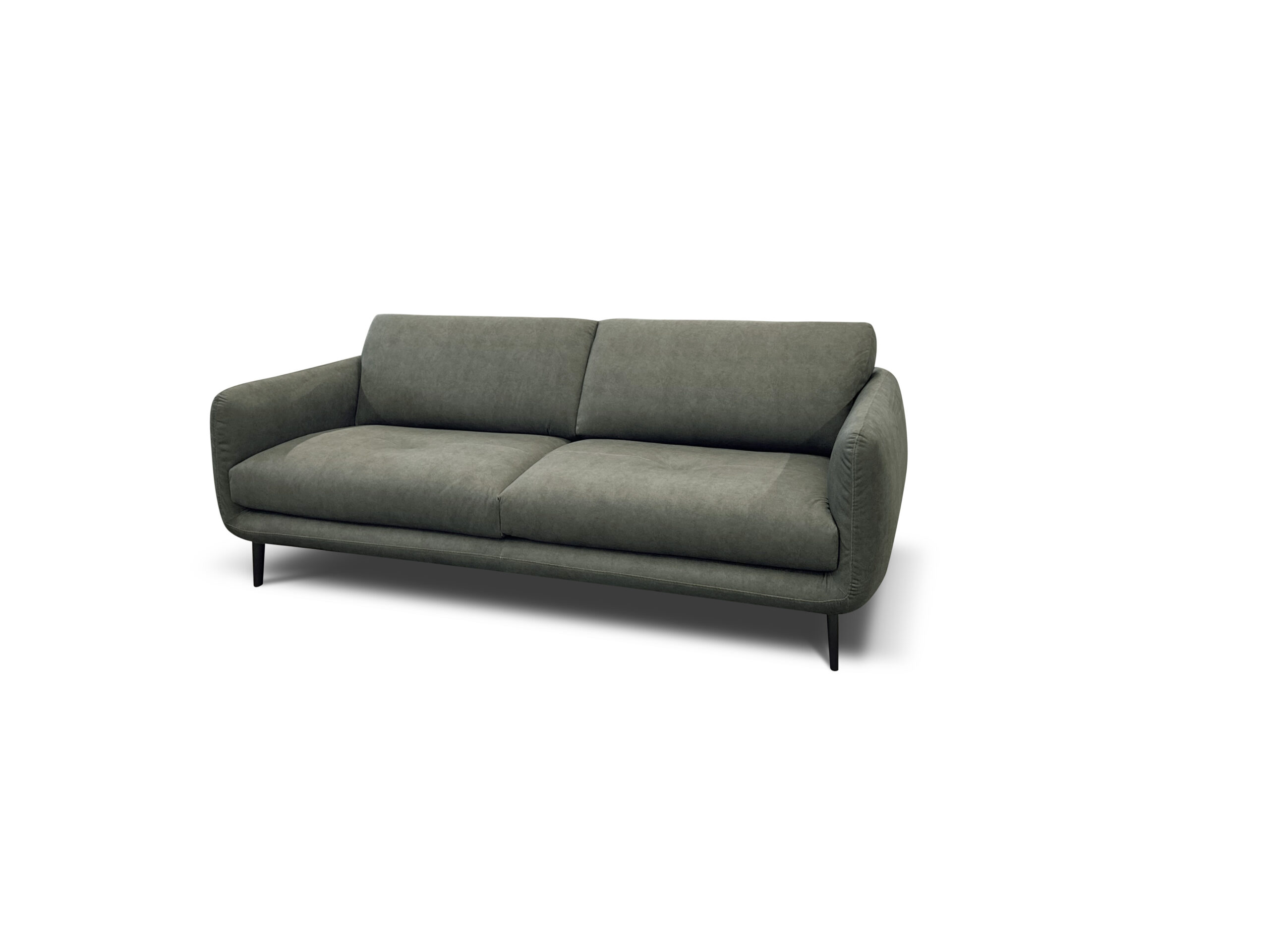 Divano ALKOVA di Rossini Sofas in tessuto verde, vista di tre quarti frontale