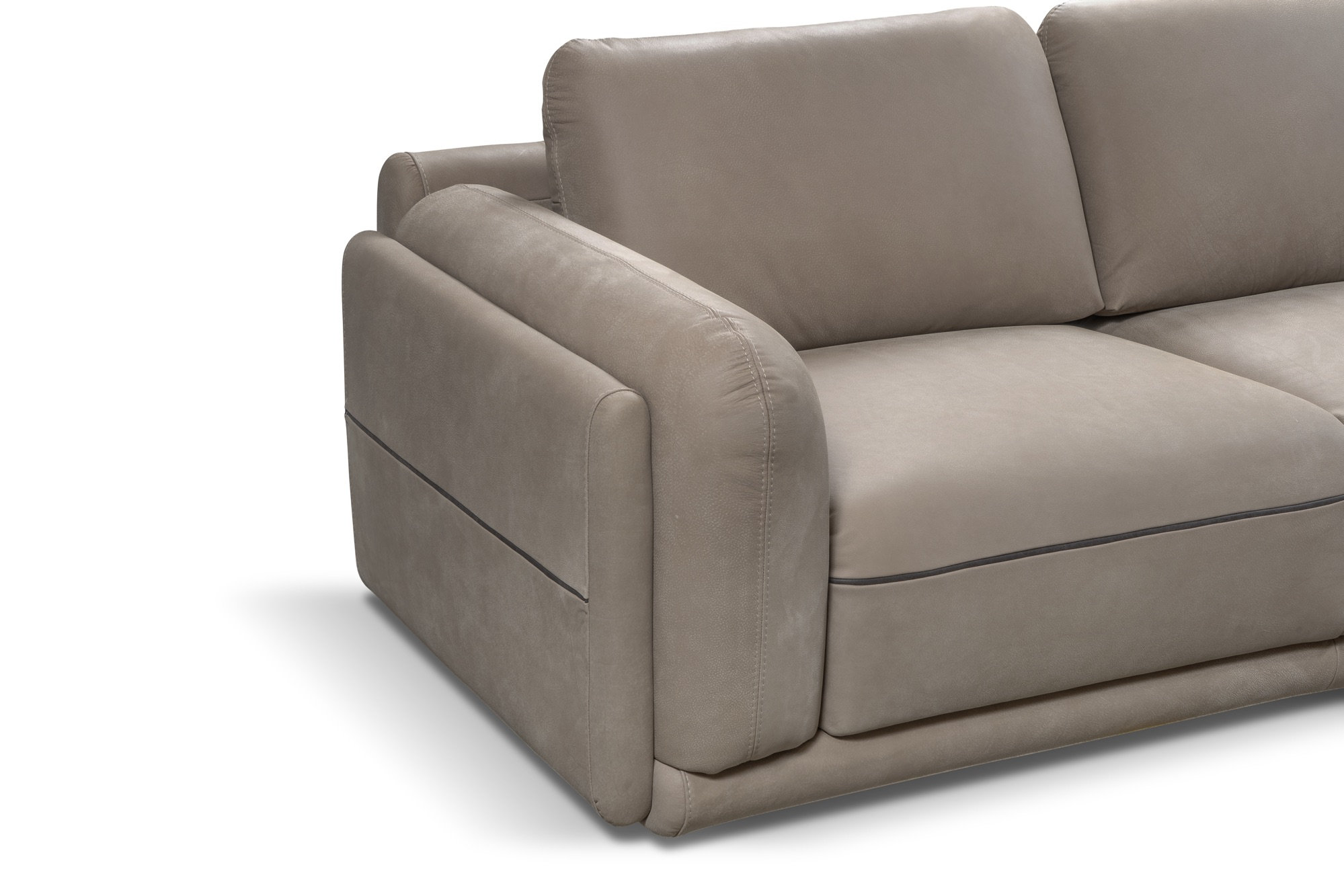 Divano ELBA Rossini Sofas, dettaglio del bracciolo imbottito e della seduta